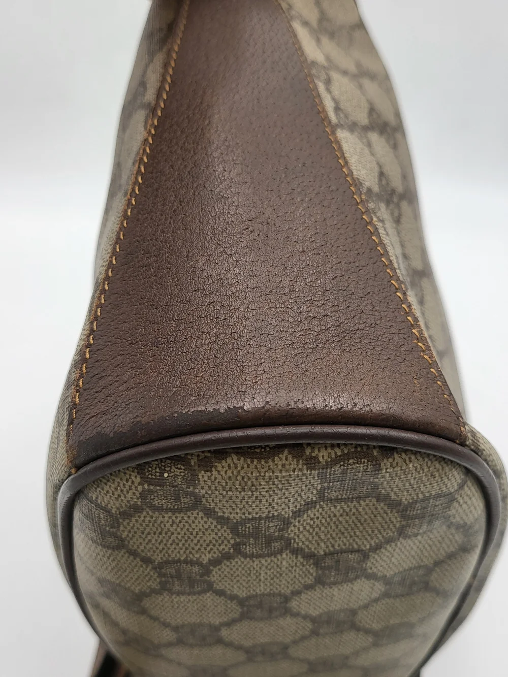 Gucci Vintage GG Canvas Crossbody Bucket Bag with Web Stripe. Auth..w/COA. - Picture 7 of 16
